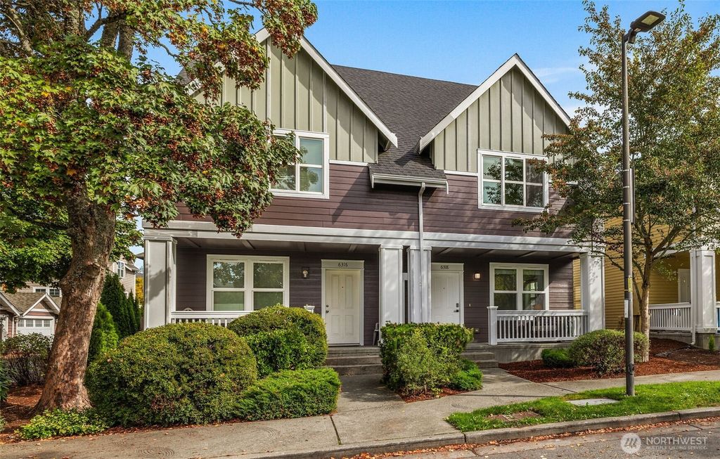 Photo of 6318 SW 31st Avenue, Seattle, WA 98126 (MLS # 2439859)