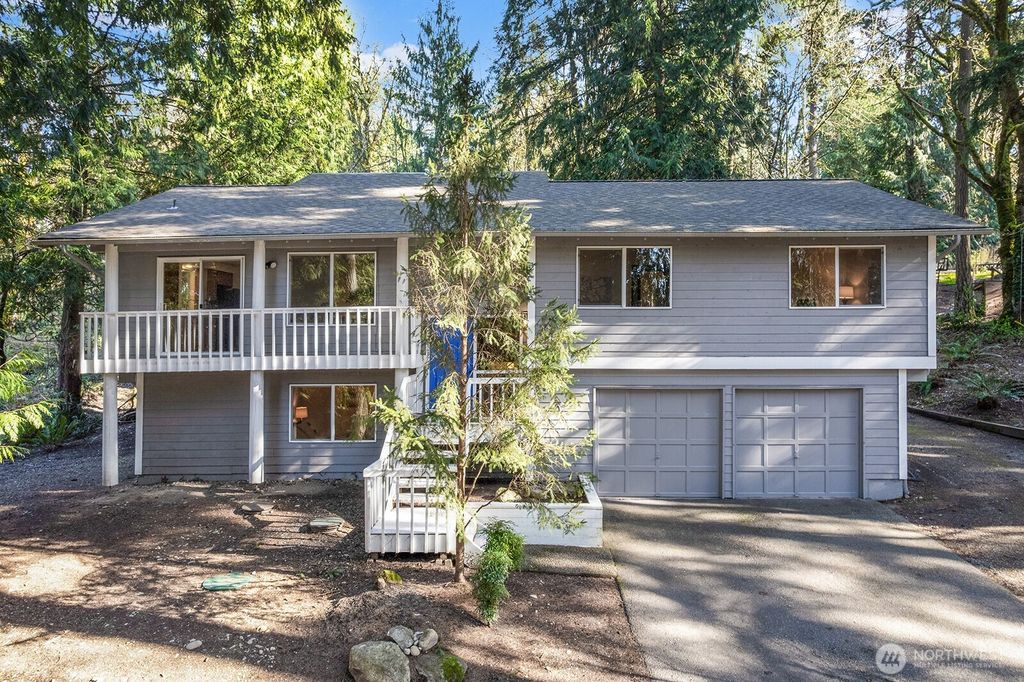 Photo of 2014 193rd Avenue SE, Sammamish, WA 98075 (MLS # 2493646)