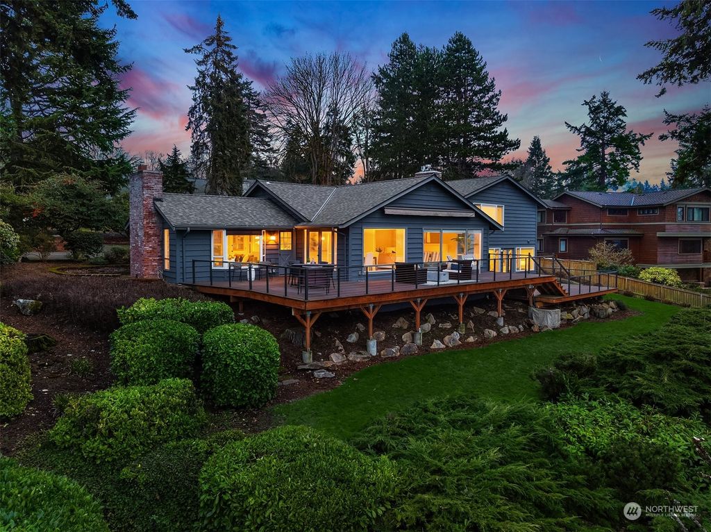 Photo of 8415 SE 47th Street, Mercer Island, WA 98040 (MLS # 2321631)