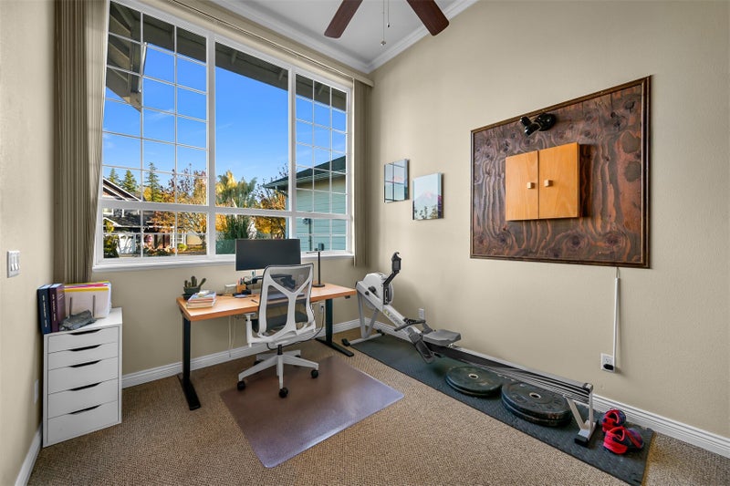 3516 Skylark Loop