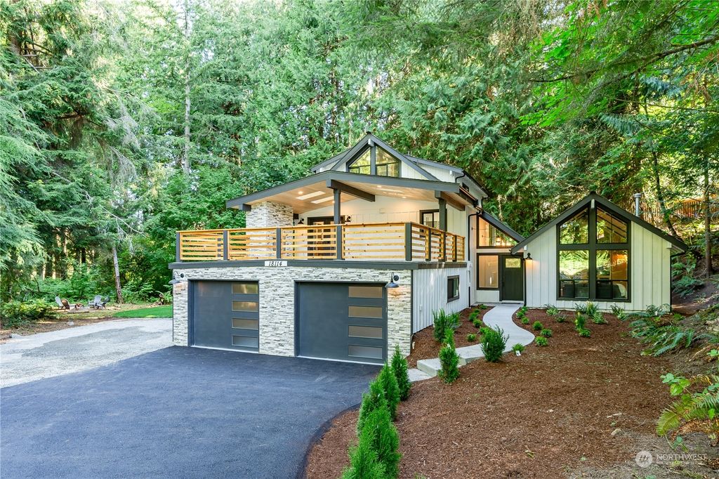 Photo of 18114 NE 175th Place, Woodinville, WA 98072 (MLS # 2148158)