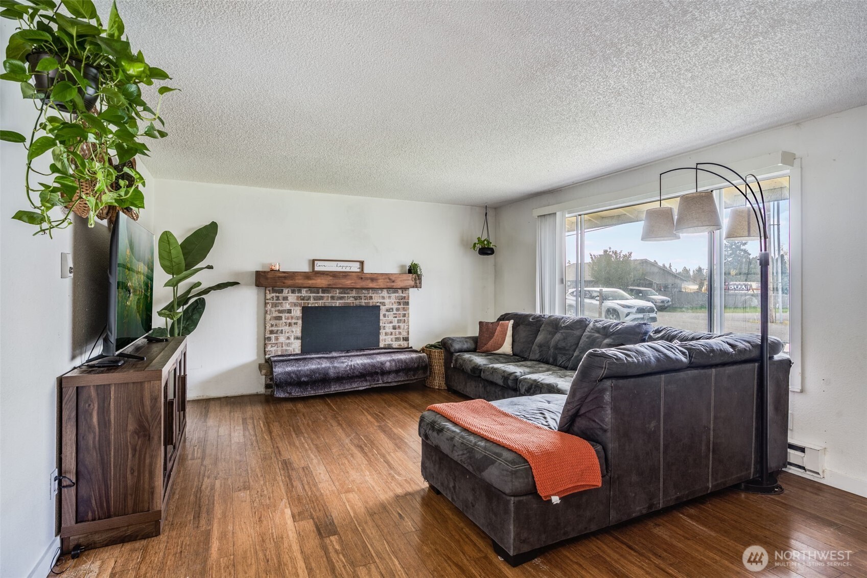 17321 Spanaway Lane E