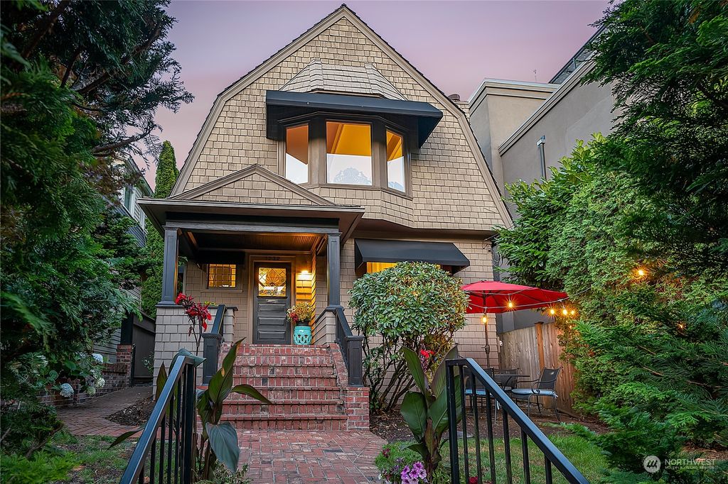 Photo of 1232 2nd Avenue N, Seattle, WA 98109 (MLS # 2136481)