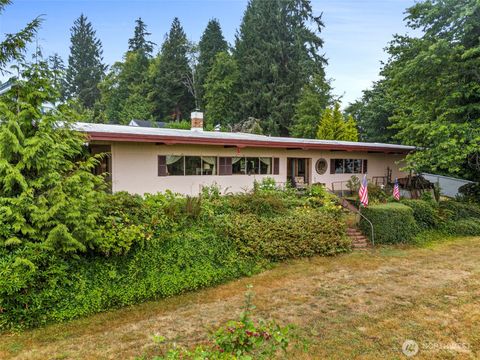 Photo of 431 B Street, South Bend, WA 98586 (MLS # 2421102)