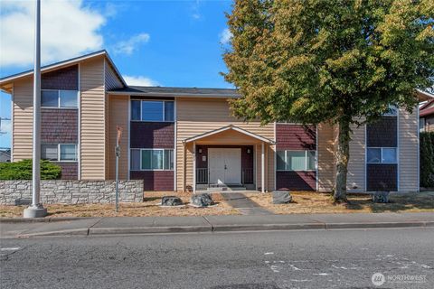 Photo of 1601 Norpoint Way NE, Tacoma, WA 98422 (MLS # 2436465)