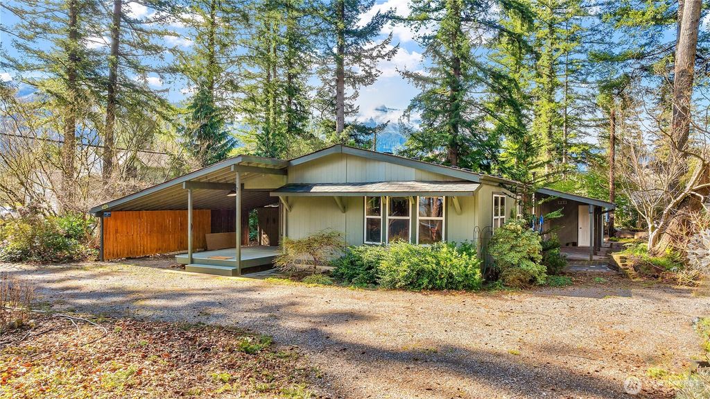 Photo of 15933 Goldbar Drive, Gold Bar, WA 98251 (MLS # 2501507)
