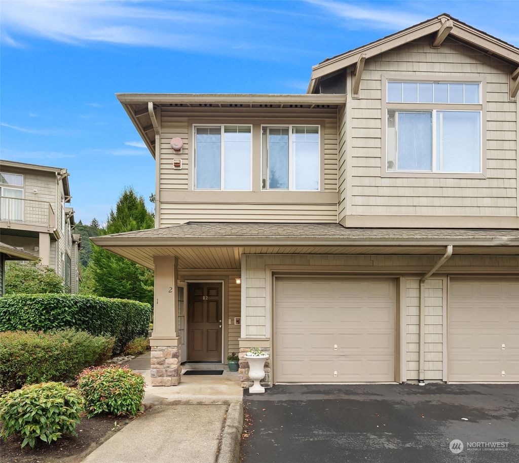 Photo of 15325 SE 155th Place #R2, Renton, WA 98058 (MLS # 2273089)