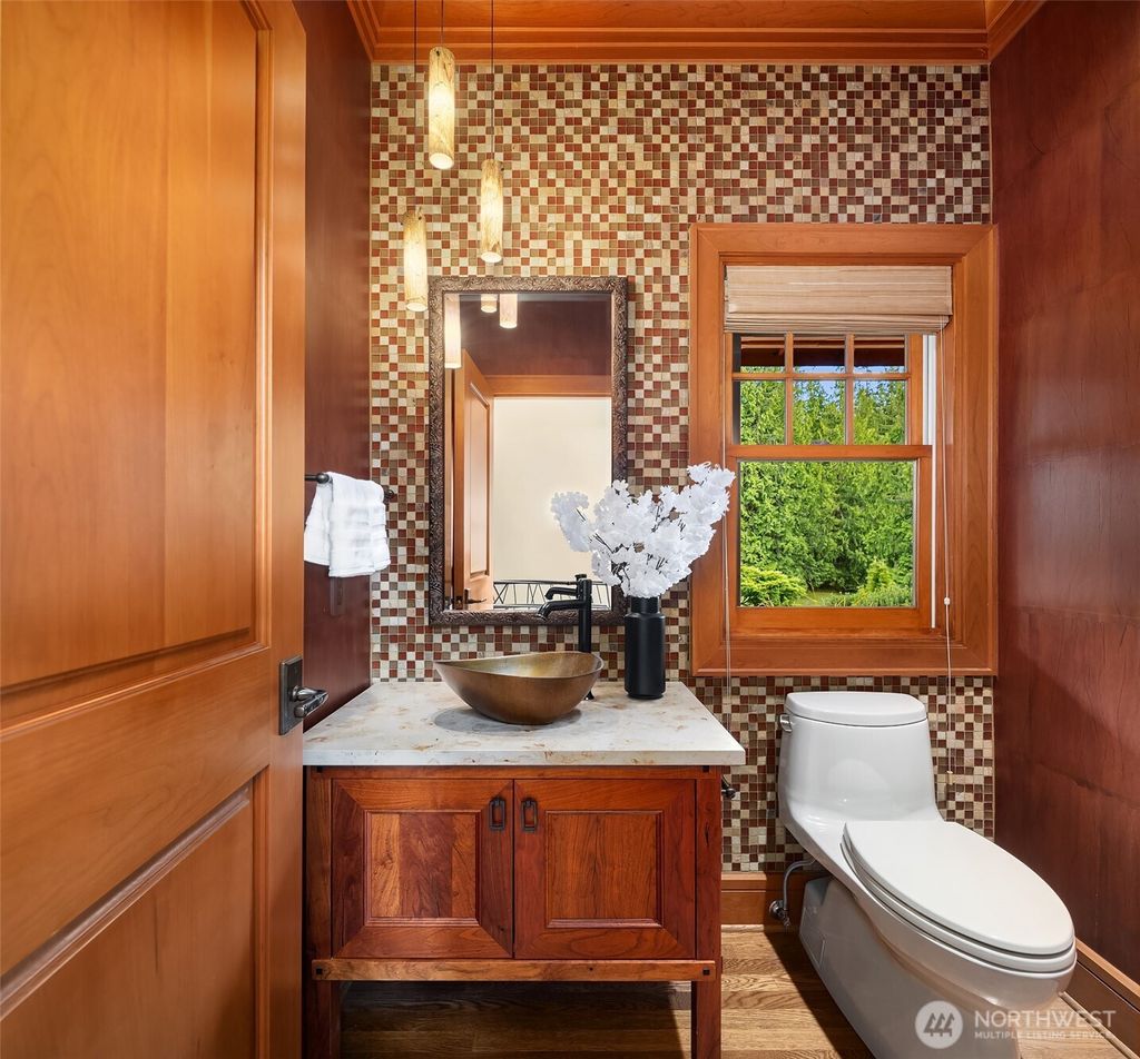 listing image 9363273544566107667