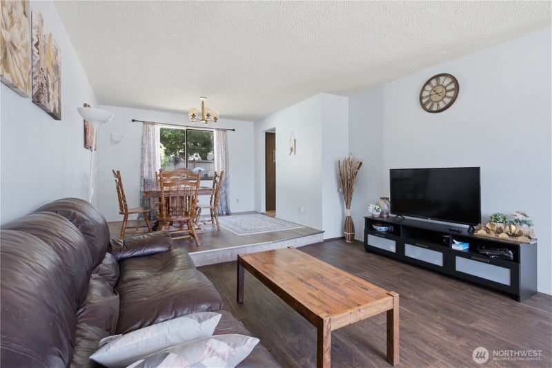 3706 S 255th Place