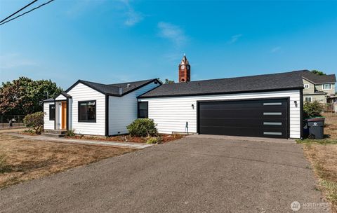 Photo of 1738 Washington Street, Port Townsend, WA 98368 (MLS # 2430849)