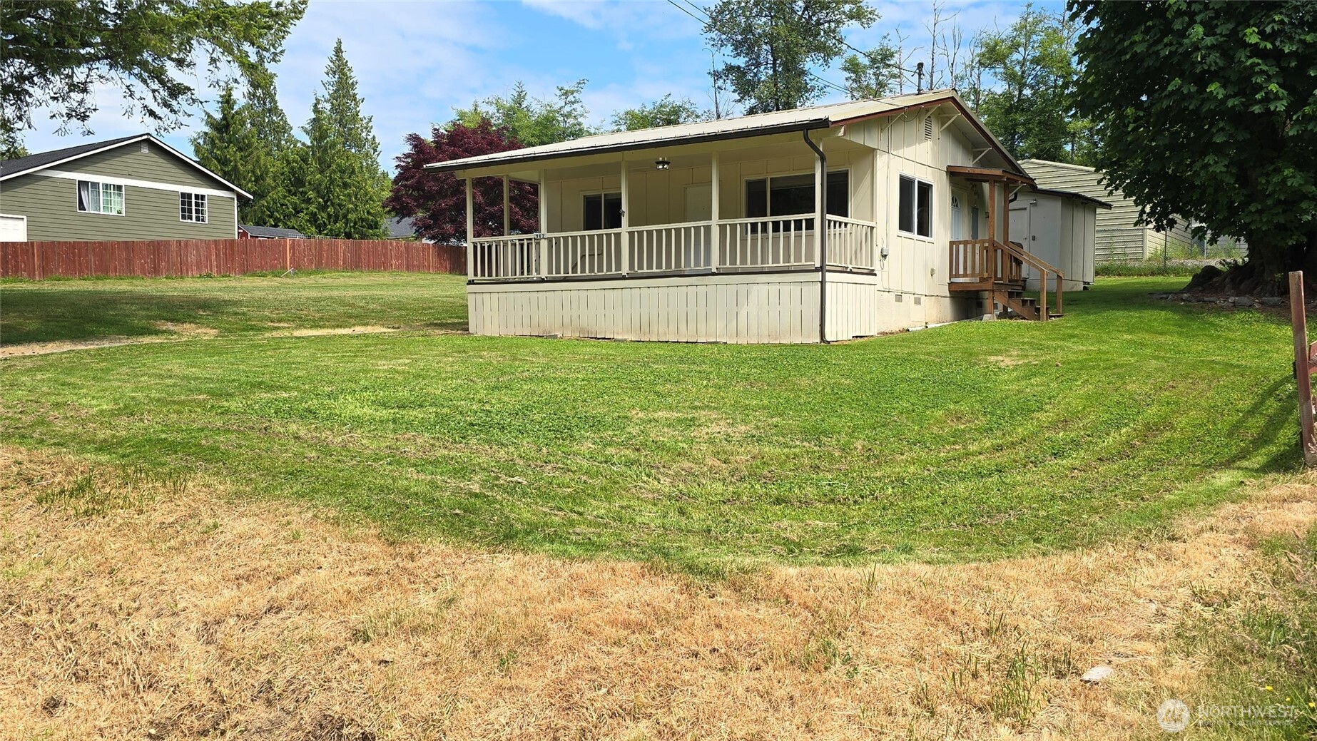 362 Lakeside Drive