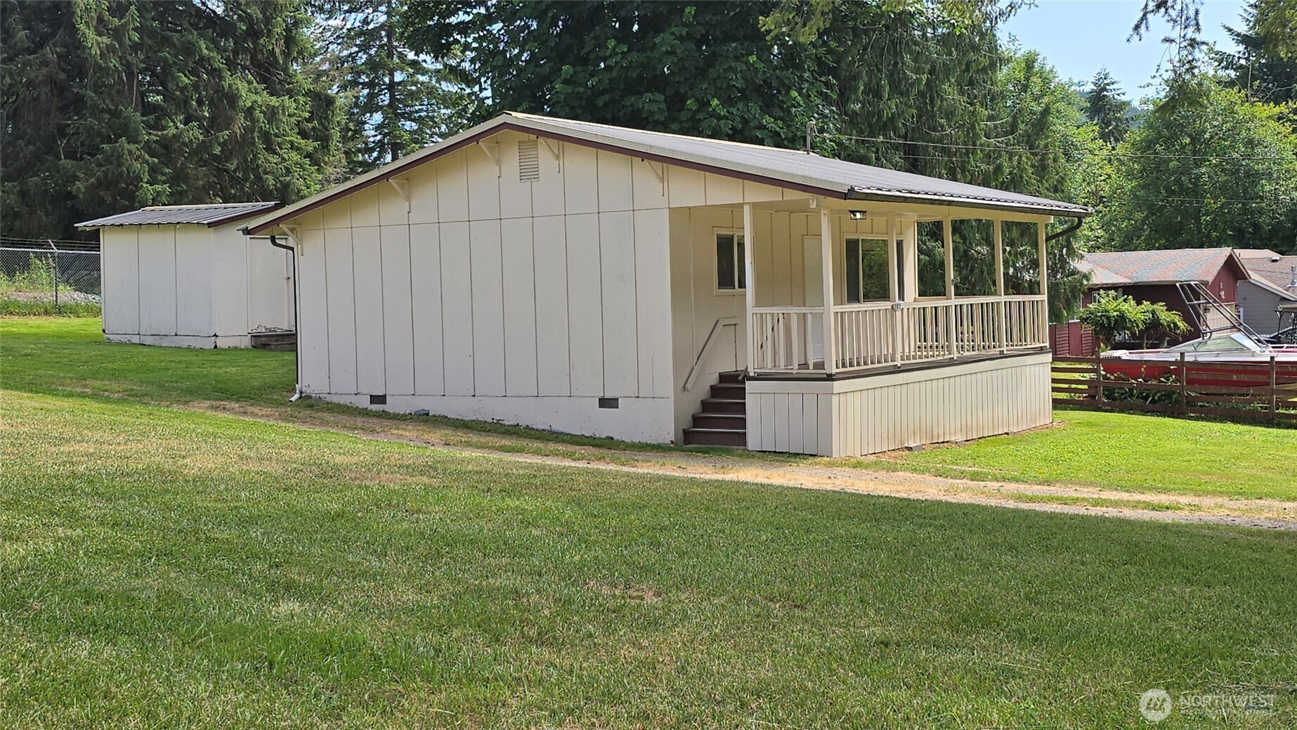 362 Lakeside Drive