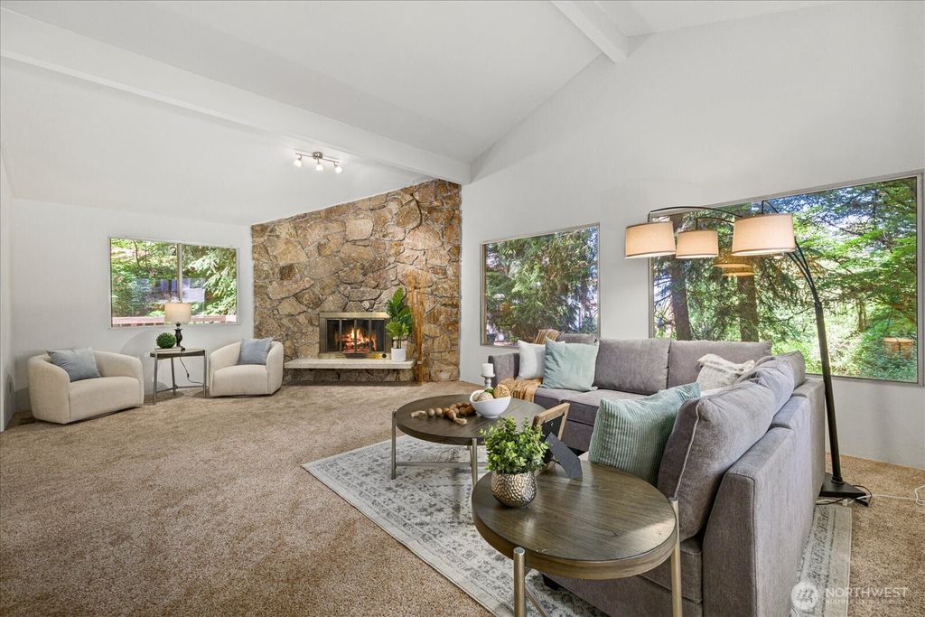 Photo of 7223 NE 160th Street, Kenmore, WA 98028 (MLS # 2487353)