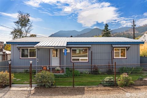 Photo of 303 E 2nd Avenue, Twisp, WA 98856 (MLS # 2443004)