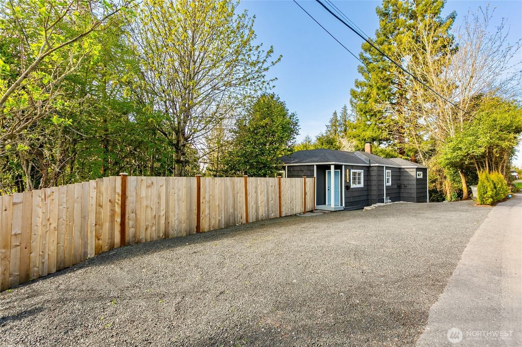 Photo of 120 Tracy Avenue N, Port Orchard, WA 98366 (MLS # 2502884)