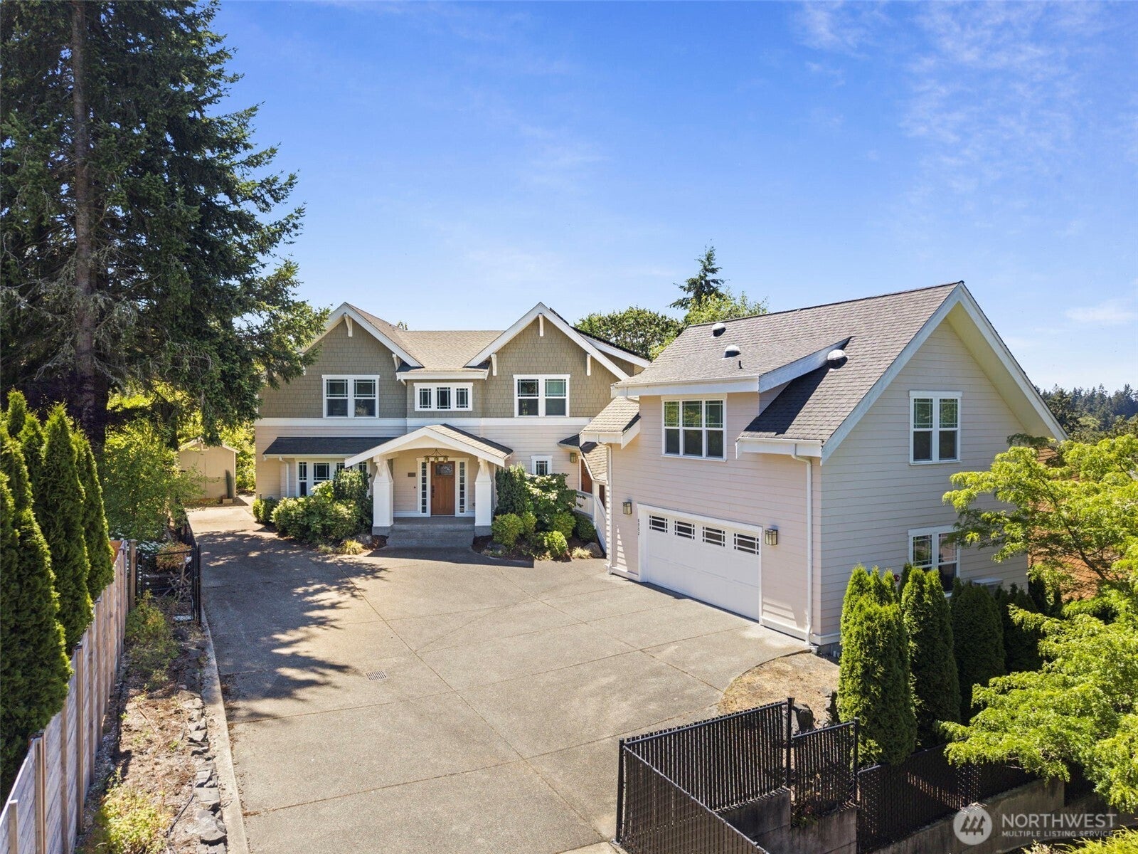 8902 65th Street W