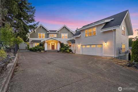 Photo of 8902 65th Street W, University Place, WA 98467 (MLS # 2566834)