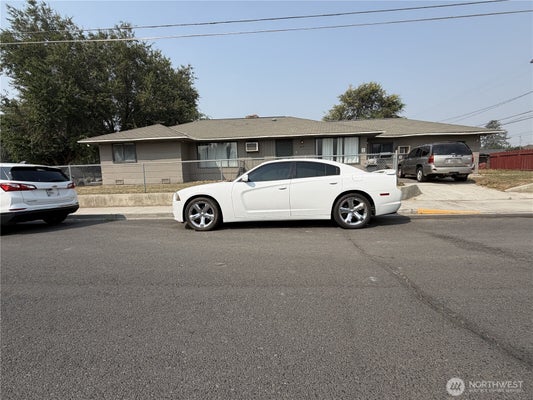 915 4TH AVE SE, QUINCY, WA 98848 - Image d77a84bfa88591e0cc3c6e4e47a2e662/860384958