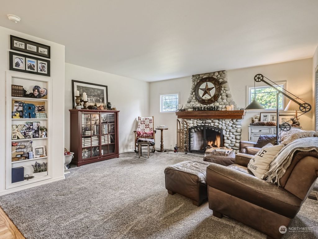 Photo of 32729 SE 44th Street, Fall City, WA 98024 (MLS # 2053041)