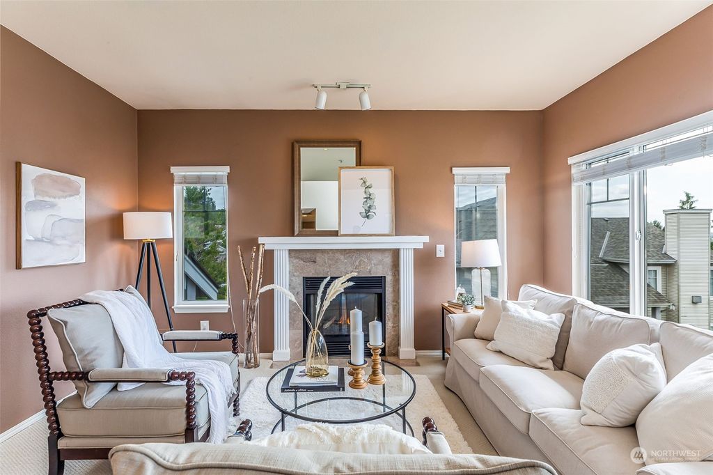 Photo of 440 S 51st Court #C301, Renton, WA 98055 (MLS # 2127950)