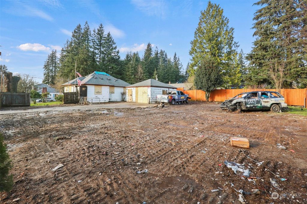 Photo of 6917 Morgan Road, Everett, WA 98203 (MLS # 2317281)