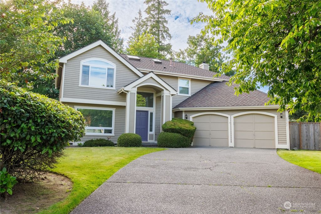 Photo of 2527 238th Court NE, Sammamish, WA 98074 (MLS # 2249706)