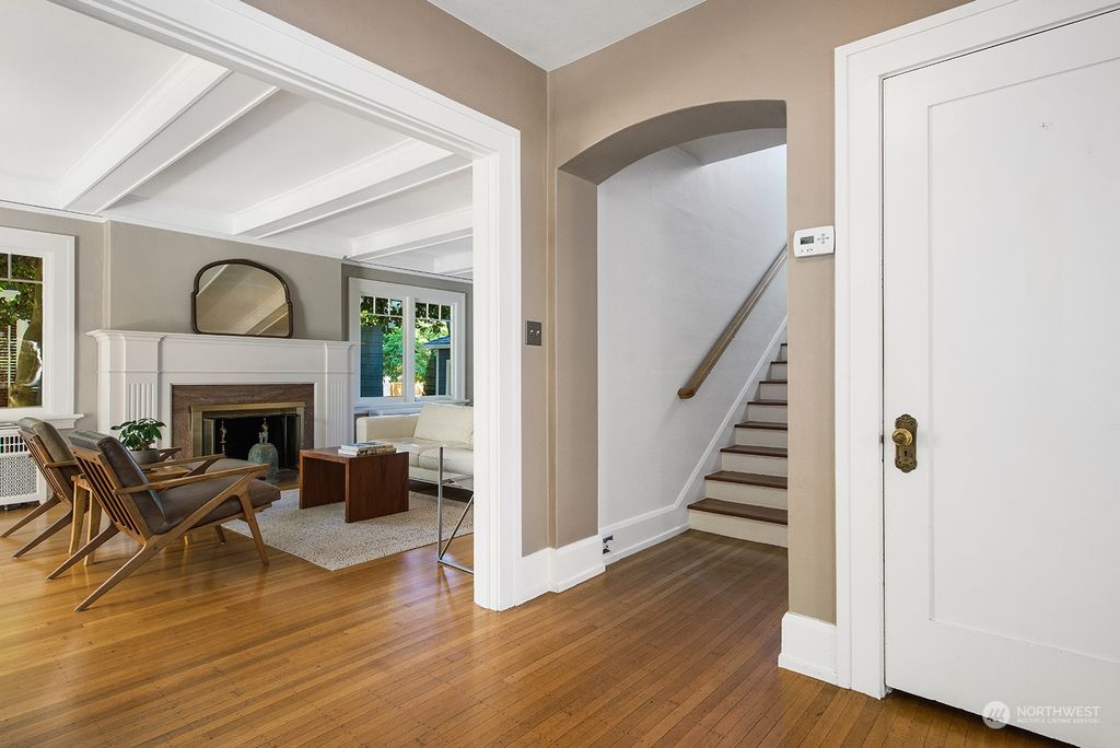 Photo of 3237 Hunter Boulevard S, Seattle, WA 98144 (MLS # 2075025)