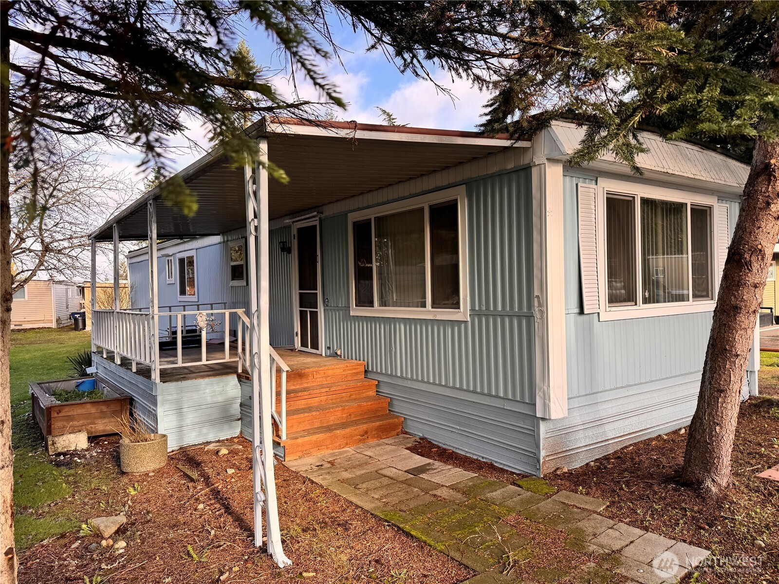 4040 Auburn Way Way S 101