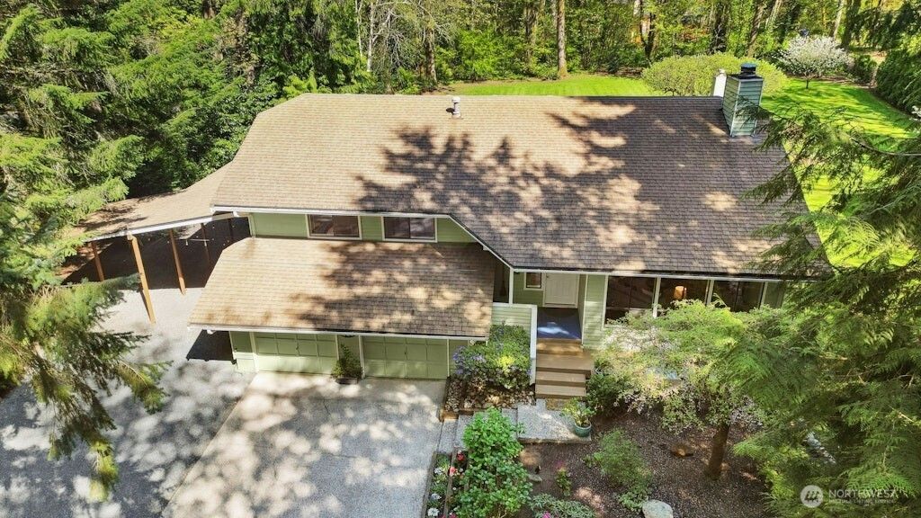Photo of 17540 164th Avenue NE, Woodinville, WA 98072 (MLS # 2362226)