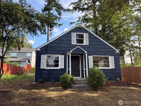 Photo of 1721 S Mason Avenue, Tacoma, WA 98405 (MLS # 2587685)