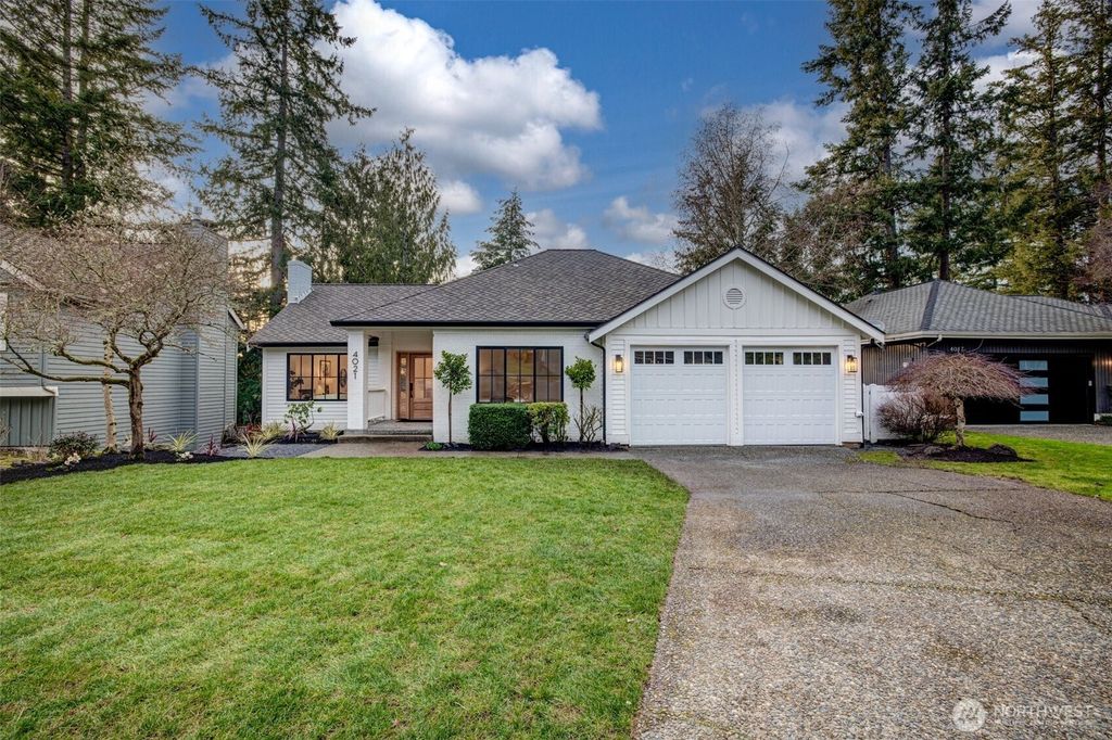 Photo of 4021 239th Place SE, Sammamish, WA 98029 (MLS # 2347027)