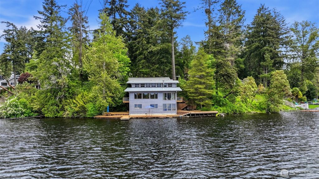 Photo of 6511 27th Lane SE, Lacey, WA 98503 (MLS # 2522001)