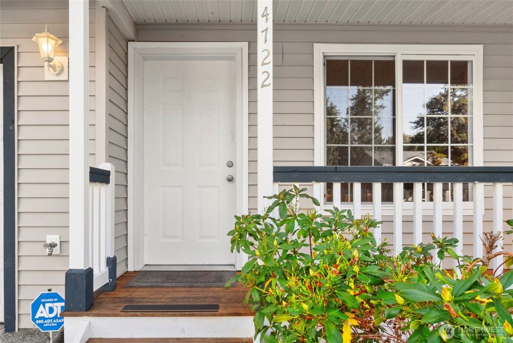 Photo of 4722 259th Street NE, Arlington, WA 98223 (MLS # 2432748)
