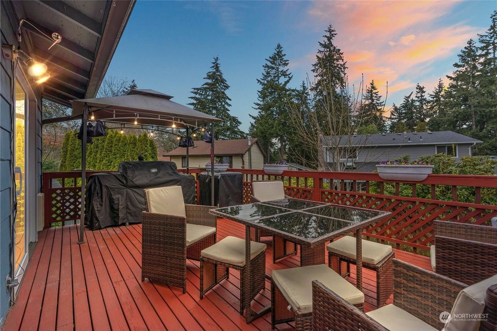 Photo of 30033 45th Court S, Auburn, WA 98001 (MLS # 2061452)