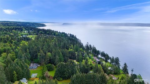 A home in Camano Island