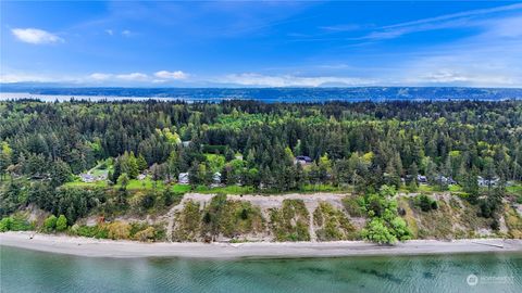 A home in Camano Island