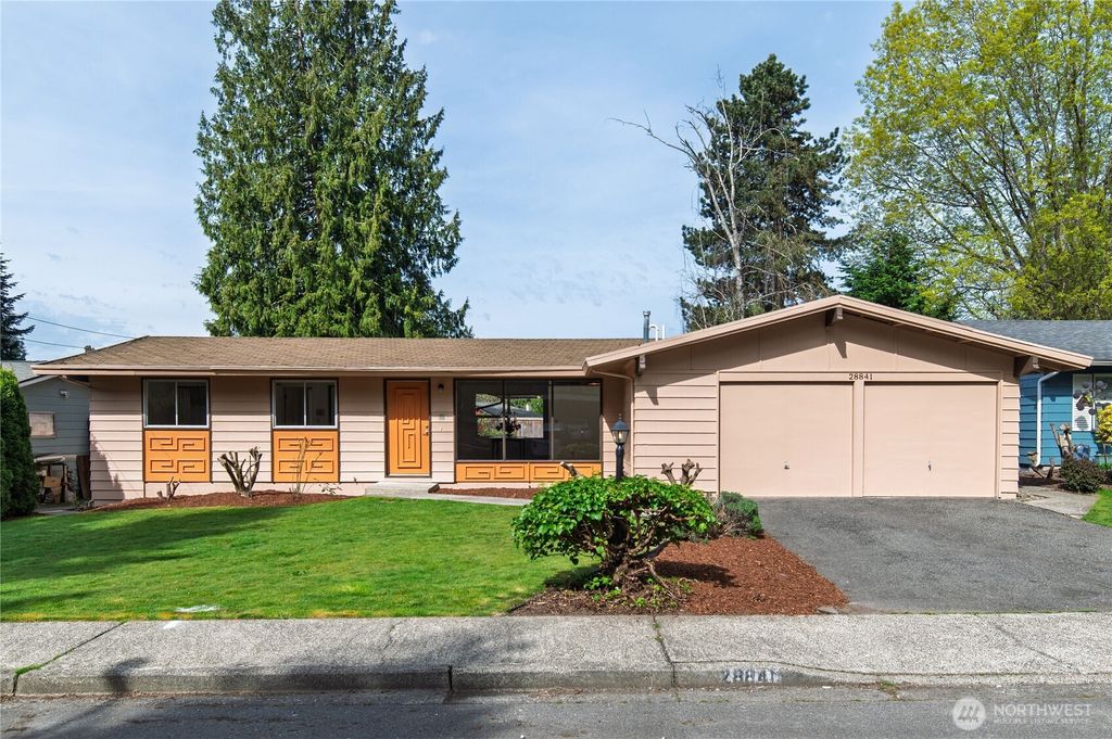Photo of 28841 23rd Avenue S, Federal Way, WA 98003 (MLS # 2517596)