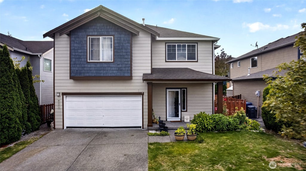 Photo of 6321 Thomas Place SE, Auburn, WA 98092 (MLS # 2584258)
