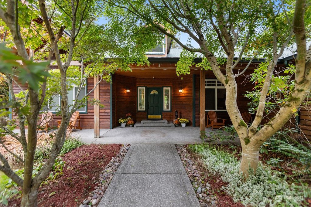 Photo of 13811 34th Avenue NW, Marysville, WA 98271 (MLS # 2167807)
