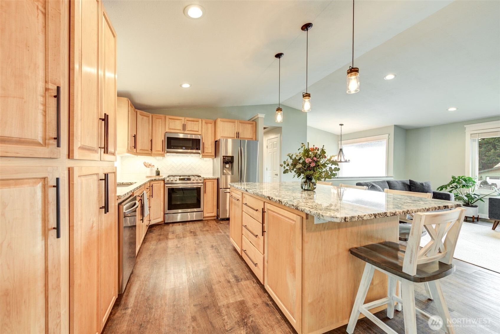 11112 46th Avenue NE