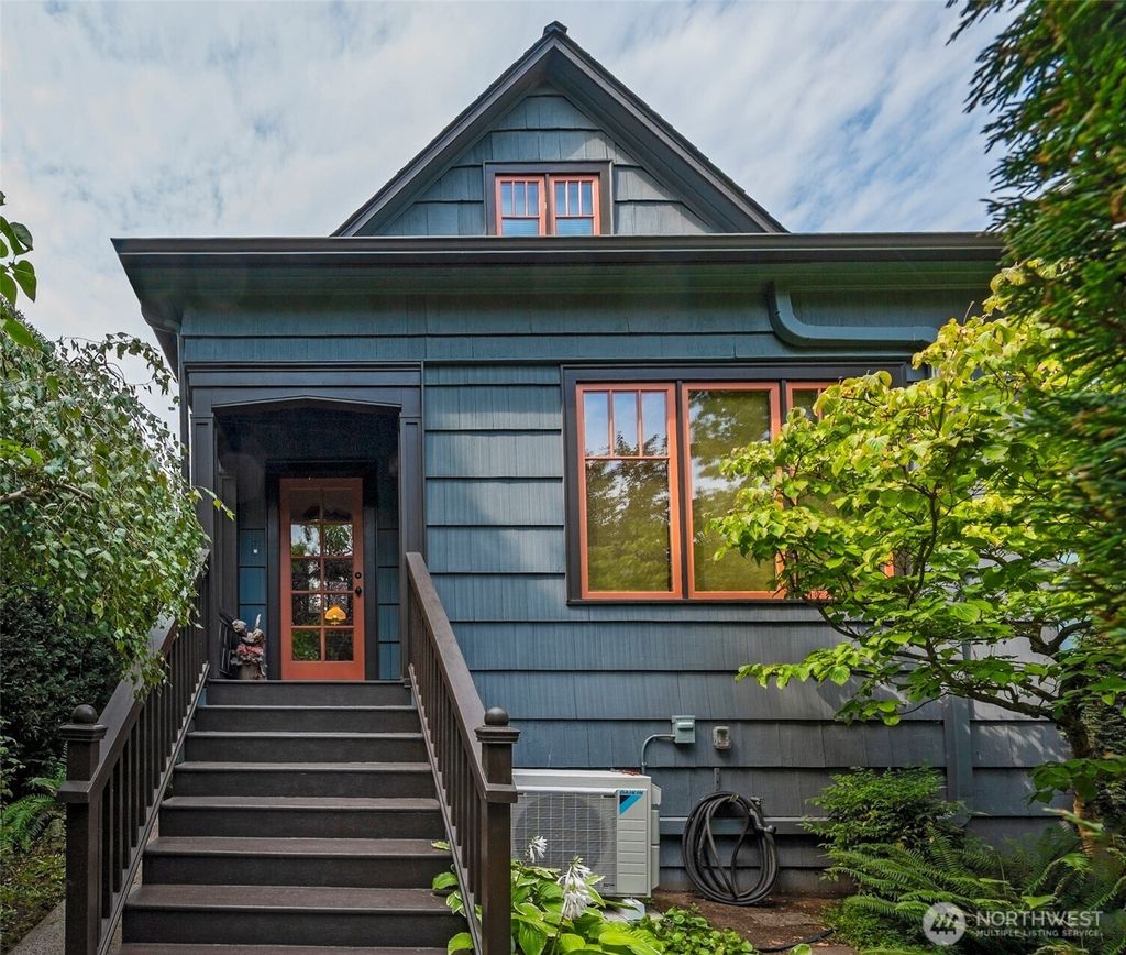 Photo of 1937 6th Avenue W, Seattle, WA 98119 (MLS # 2424171)