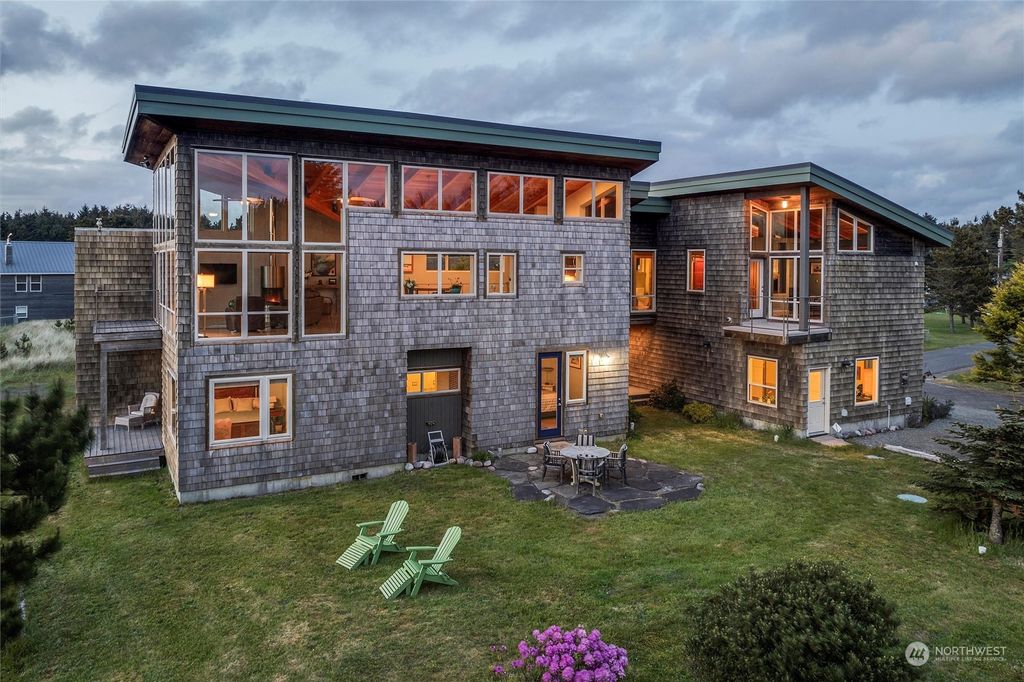 listing image 9369352753333133232