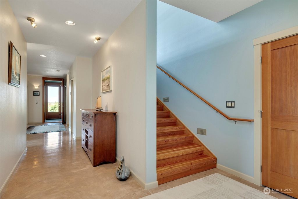 listing image 9369682455787589884
