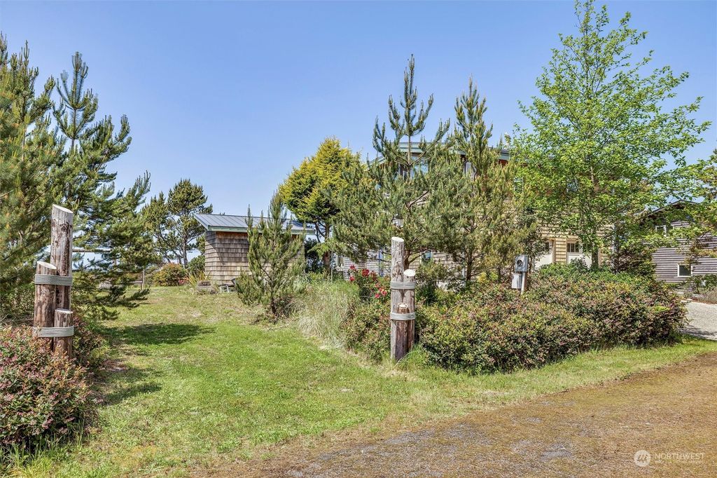 listing image 9360844468664350712