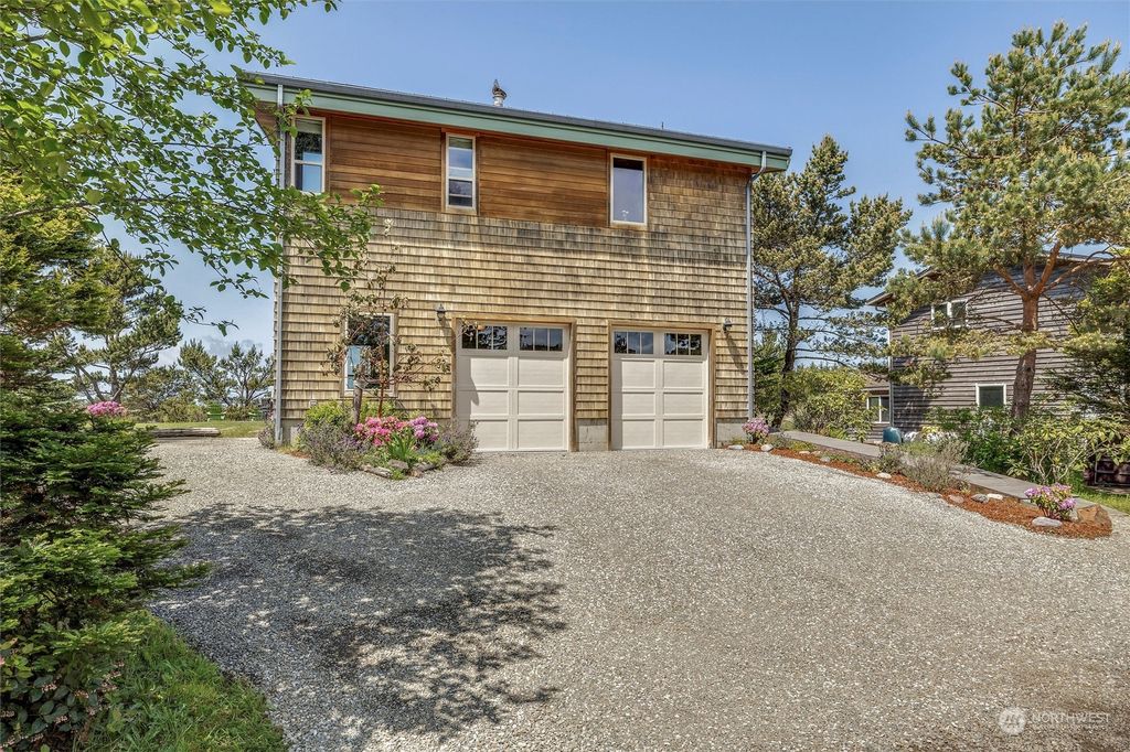 listing image 9361385825532459281