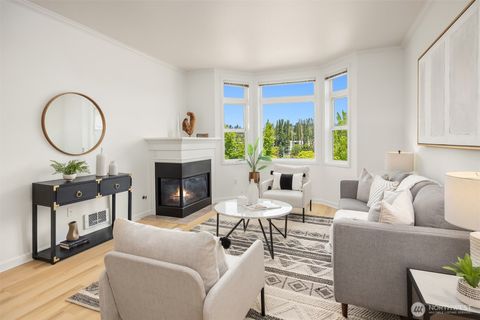 Photo of 122 S State Street #207 E, Kirkland, WA 98033 (MLS # 2443106)