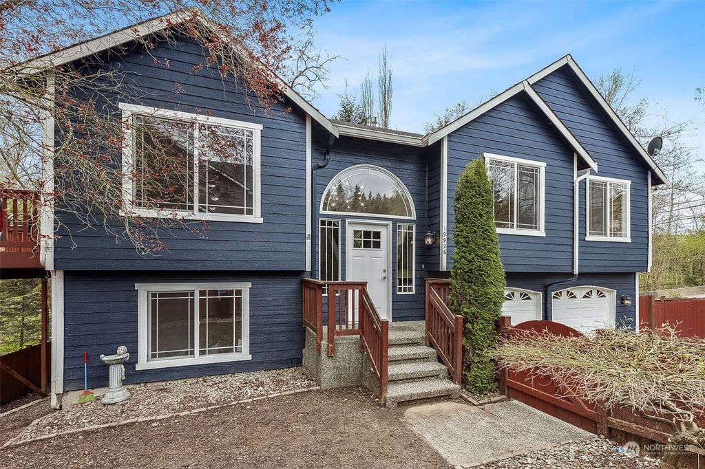 Photo of 19926 80th Avenue NE, Kenmore, WA 98028 (MLS # 2215272)