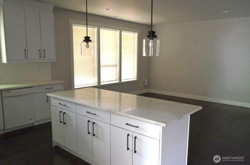 7955 Apache Drive