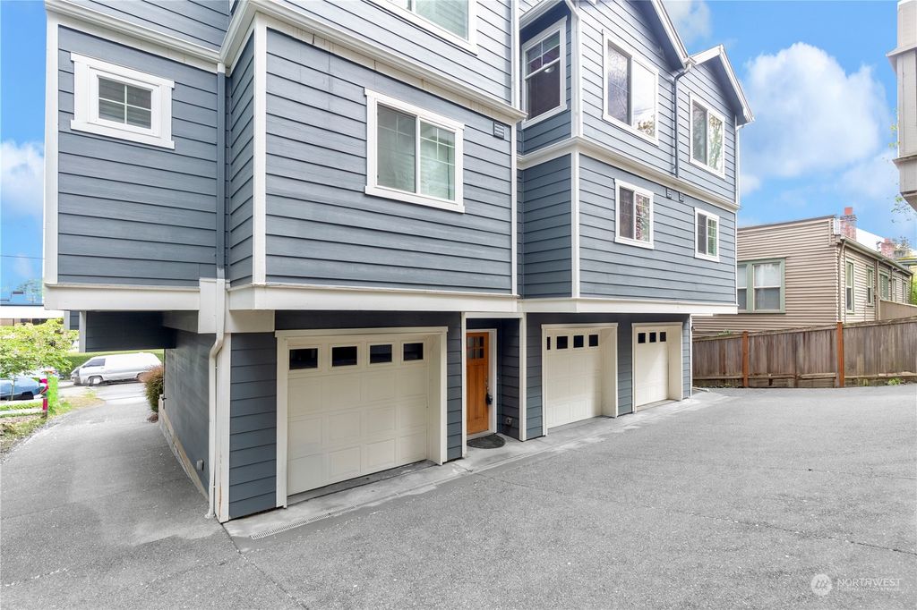 Photo of 65 etruria St #B, Seattle, WA 98109 (MLS # 2217592)