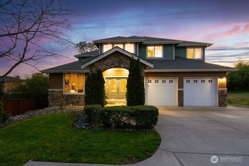 Photo of 1319 Aberdeen Avenue NE, Renton, WA 98056 (MLS # 2368718)